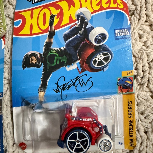 Assorted Toy Cars Set - Picture 3 of 7